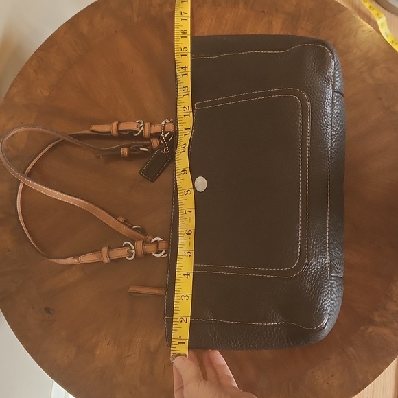 Coach black handbag. - Picture 5 of 11